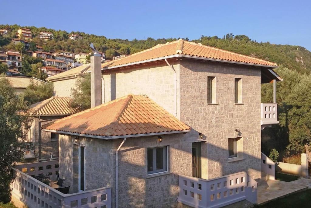 Villa *Drosia*/5' From Town & Sea/Mountain View Frinion Exterior photo