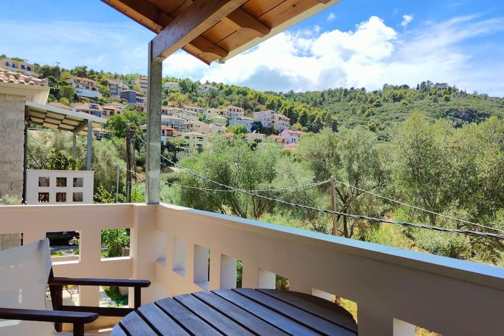 Villa *Drosia*/5' From Town & Sea/Mountain View Frinion Exterior photo